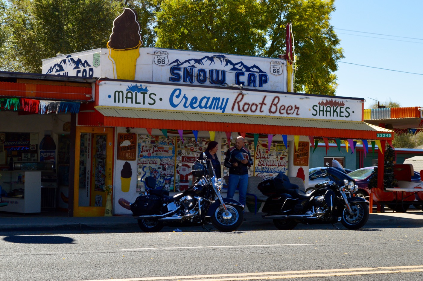 USA Bikers on Route 66 - 1